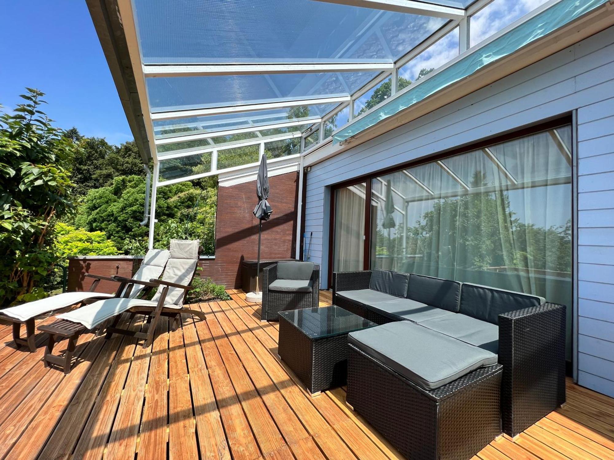 Ferienhaus Wellnesshuette Mit Aussenwhirlpool Und Herrlichem See-Und Alpenblick Uberlingen Luaran gambar